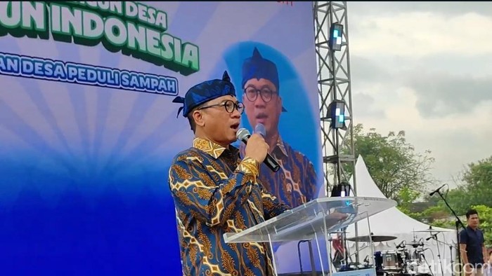 Mendes PDT Yandri Susanto mengatakan sedang menggelar Lomba Desa Bebas Sampah. Dia mengatakan pemenang akan diumumkan Agustus nanti. (Taufiq S/detikcom)