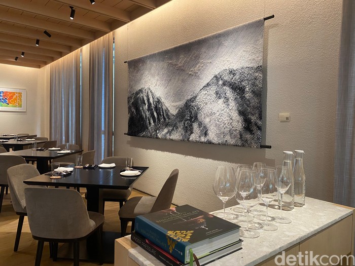 Menikmati Hidangan Jakarta ala Fine Dining di Esa Restaurant Menikmati Hidangan Jakarta ala Fine Dining di Esa Restaurant