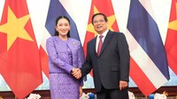 Upacara penyambutan meriah mencerminkan pentingnya hubungan diplomatik Thailand–Vietnam di kawasan Asia Tenggara.  
