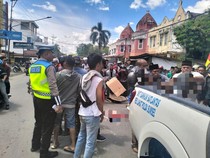 Wanita Paruh Baya di Lahat Tewas Terlindas Ban Truk Muatan Semen