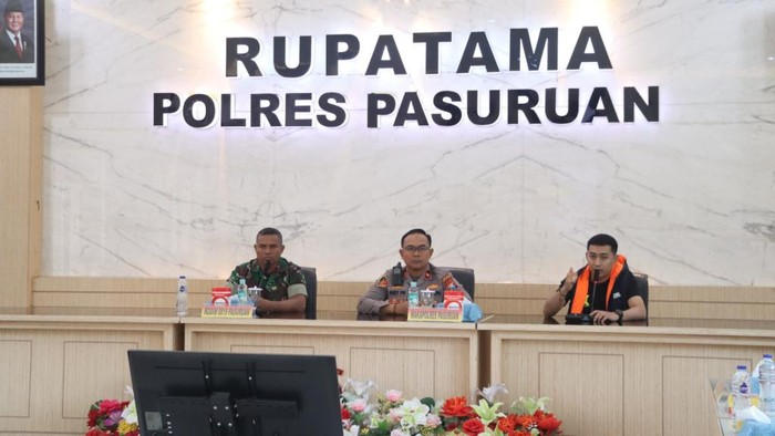 Polres Pasuruan menggelar rapat koordinasi persiapan pengamanan event