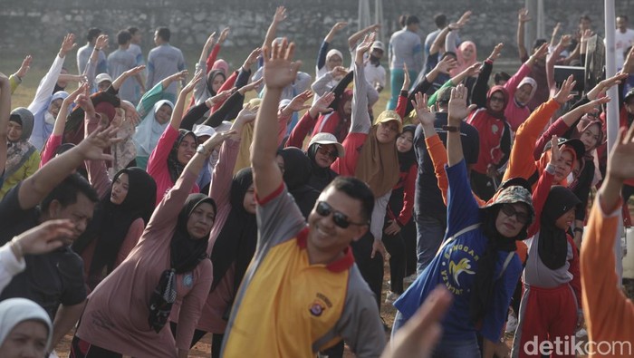 Festival Gerakan Desa Peduli Sampah resmi dimulai di Alun-alun Cikande, Serang, Banten, Jumat (16/5/2025). Acara ini merupakan inisiatif Kementerian Desa dan Pembangunan Daerah Tertinggal.
