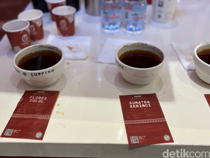 Bar Take Over dan Cupping untuk Umum Diserbu Pengunjung World of Coffee