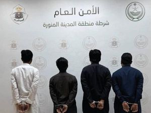 4 WNI Ditangkap di Madinah Karena Penipuan Haji, Ini Identitasnya