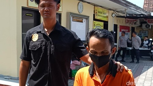 AF alias Walid Lombok, dijerat pasal berlapis dalam kasus dugaan pencabulan terhadap santriwati di Lombok Barat, NTB.