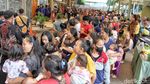 Aksi Mahasiswa Gelar Tebus Murah Sembako untuk Warga Terdampak PHK