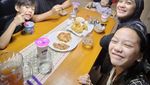 Ananda Omesh dan Dian Ayu Lestari Asyik Kulineran di Kafe hingga Resto