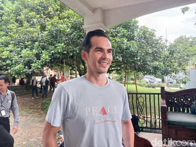 Awas Penipuan! WhatsApp dari Atalarik Syach Pinjam Uang Rp 2 Juta
