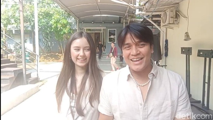 Billy Syahputra dan Vika Kolesnaya