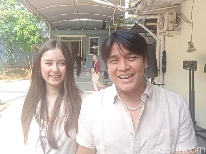 Billy Syahputra dan Vika Kolesnaya