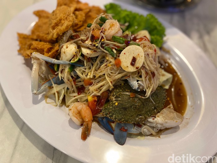 Bolan Thai Kitchen, restoran casual dining yang tawarkan salad pepaya hingga tom yum