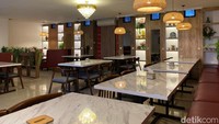 Awalnya, restoran ini pertama kali dibuka di kawasan Alam Sutera, BSD. Tempatnya cukup nyaman dan santai. Di cabang Pondok Indah, Bolan Thai Kitchen menempati 2 lantai. Foto: detikFood/Yenny Mustika Sari
