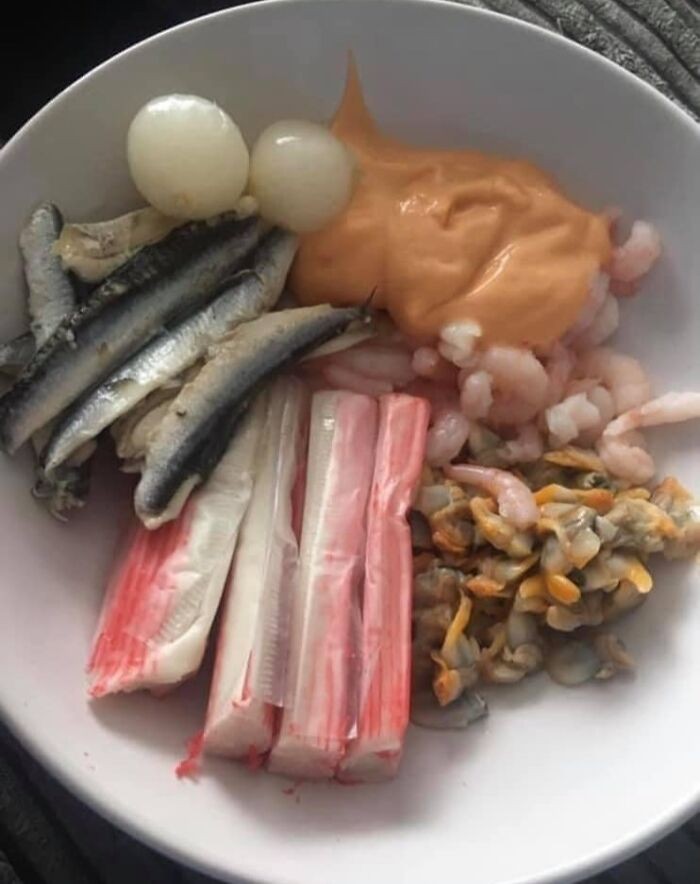 Burger Ceker hingga Acar Kodok, Ini 10 Tampilan Makanan Absurd! Burger Ceker hingga Acar Kodok, Ini 10 Tampilan Makanan Absurd!