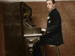 Foto Jadul Mengejutkan yang Luput dari Buku Sejarah