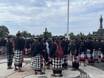 13 Ribu Pecalang Se-Bali Berkumpul di Lapangan Renon, Bahas Ormas-Insentif