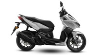 Honda Vario 160 atau Click 160 baru sudah bisa dipesan di Malaysia. Konsumen setempat yang mau membelinya harus menyiapkan mahar mulai dari 10.498 ringgi atau sekira Rp 40 juta. Foto: Doc. BoonSiew Honda.