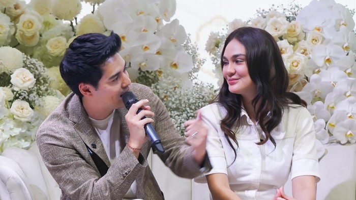 Luna Maya dan Maxime Bouttier saat ditemui di kawasan Jakarta.
