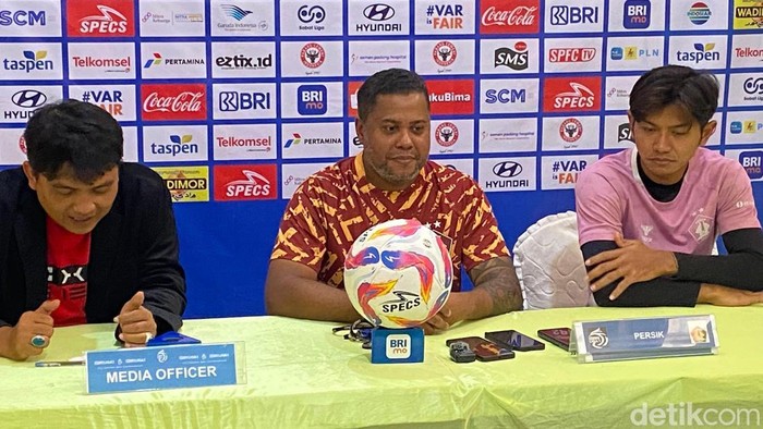 Pelatih Persik Kediri, Divaldo Alves. (Foto: Jeka Kampai/detikSumut).