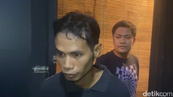 Pria di Makassar ditangkap karena produksi dan jual busur panah.