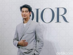 Foto: Gaya Artis di Pembukaan Butik Dior, Maudy Ayunda Hingga Apo Nattawin