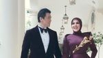 Senyuman Manis Syahrini Dapat Penghargaan di Cannes