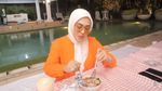 Syahrini Melenggang Manja Hadiri Gala Dinner di Cannes dan Cicip Croissant