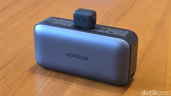 Ini adalah perangkat Ugreen Nexode 5000mAh Power Bank with Built-in USB-C Connector Foto: Adi Fida Rahmna/detikINET