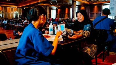 Warga Semarang Cek Kesehatan di Hari Kanker Ovarium