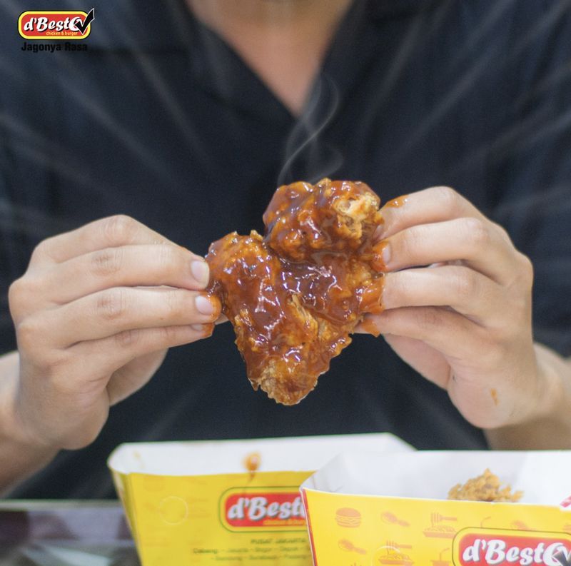 Ayam goreng lokal