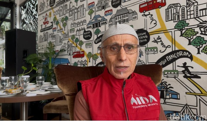 Husein Badeges, pimpinan Aida Tourindo Wisata