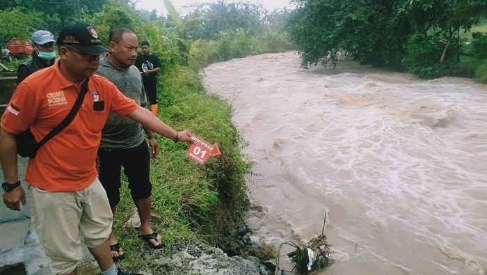 Lokasi warga Sukoharjo yang terbawa arus saat rafting dan ditemukan tewas di Desa Kunci Putih, Kecamatan Pringapus, Kabupaten Semarang, Minggu (18/5/2025).