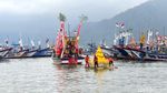 Nelayan Prigi Trenggalek Gelar Larung Sembonyo