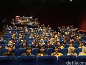 Nonton Film Sayap-sayap Patah 2 Bareng Kapolda Kalsel