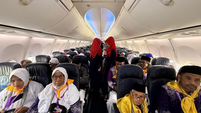 Maskapai penerbangan Lion Air menerbangkan 1.134 calon jemaah haji asal Maluku Utara ke embarkasi Makassar lewat skema Feeder Haji.