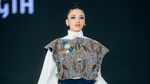 Lenggak-lenggok Tsania Marwa di Atas Catwalk