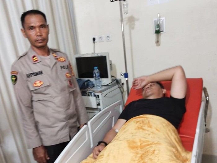 Wakapolres Kuansing Kompol Novaldi mengalami kecelakaan saat melakukan patroli malam. (dok Istimewa)