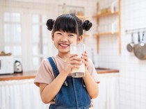 Tak Cuma Pencernaan, Probiotik Susu Morigro Bantu Jaga Mental Anak