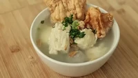 Meski namanya Mentari Frozen Foods, tapi toko di Cipayung, Jakarta Timur ini menjual paket bakso cuanki dari harga Rp 10.000. Foto: Site Culinary/Visual