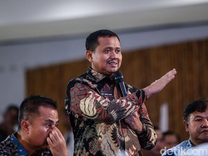 Bupati Dony Dorong Adanya UMK Khusus Kawasan Rebana
