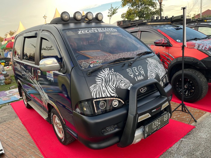 Daihatsu Zebra Espass yang sudah dimodifikasi