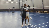 Deva Mahenra memilih badminton karena dirasa olahraga itu memang jadi yang nomor satu di Indonesia. Belum lagi, keluarganya suka mengadakan nonton bersama tiap ada kejuaraan bulutangkis. (Foto: dok Instagram)