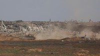 Situasi di perbatasan Israel-Gaza masih belum stabil, dengan pergerakan kendaraan militer terus berlangsung.