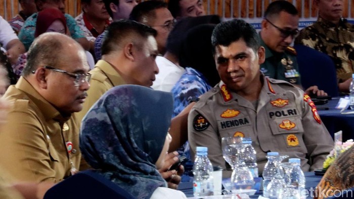 Kabid Humas Polda Jabar Kombes Pol Hendra Rochmawan