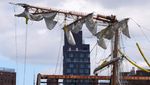 Kapal AL Meksiko yang Tabrak Jembatan Brooklyn Berlabuh di New York