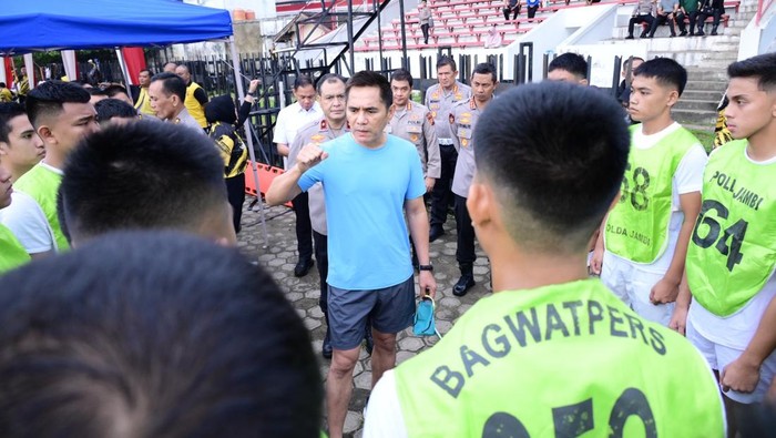 Kapolda Jambi Irjen Krisno memantau dan memberi arahan peserta rekrutmen Akpol
