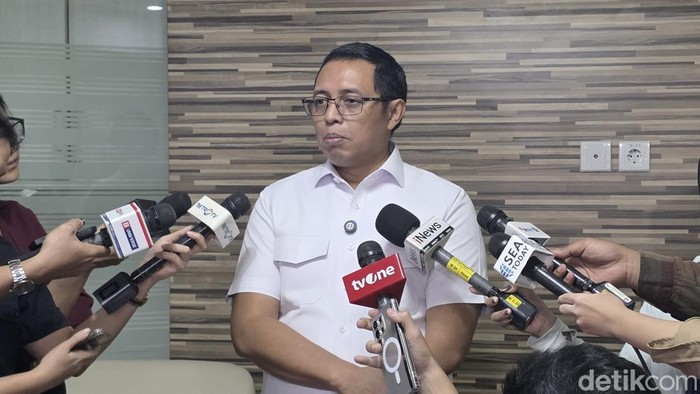 Kepala PCO Hasan Nasbi.