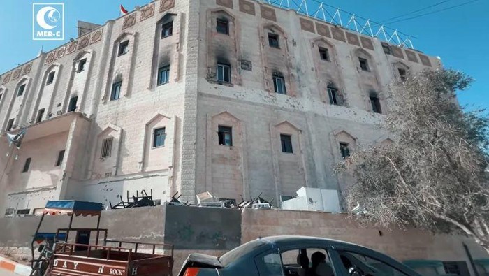 Kondisi Rumah Sakit Indonesia di Gaza Utara di tengah serangan pasukan Israel. (ANTARA/HO-MER-C)