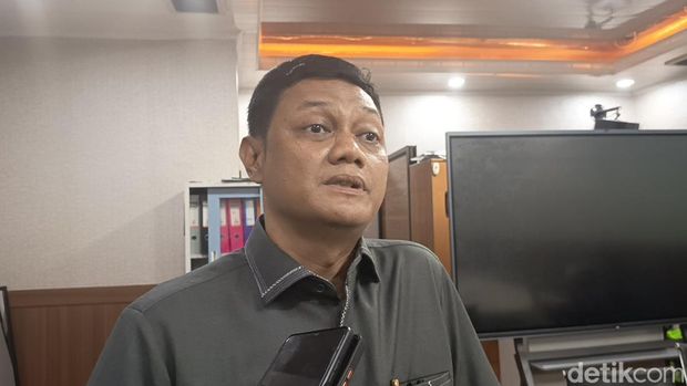 Kuasa hukum PT Aditarina Arispratama, Rizal.