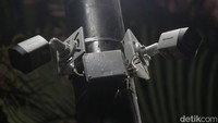 Pramono mengungkapkan, pengawasan di taman 24 jam ini dilakukan melalui petugas keamanan, petugas kebersihan, serta CCTV yang mampu memantau aktivitas secara real time.