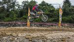 Pebalap Unjuk Kemampuan di Kejuaraan Motocross Sultra